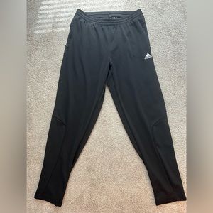 Men’s XL Adidas Climalite black sweatpants